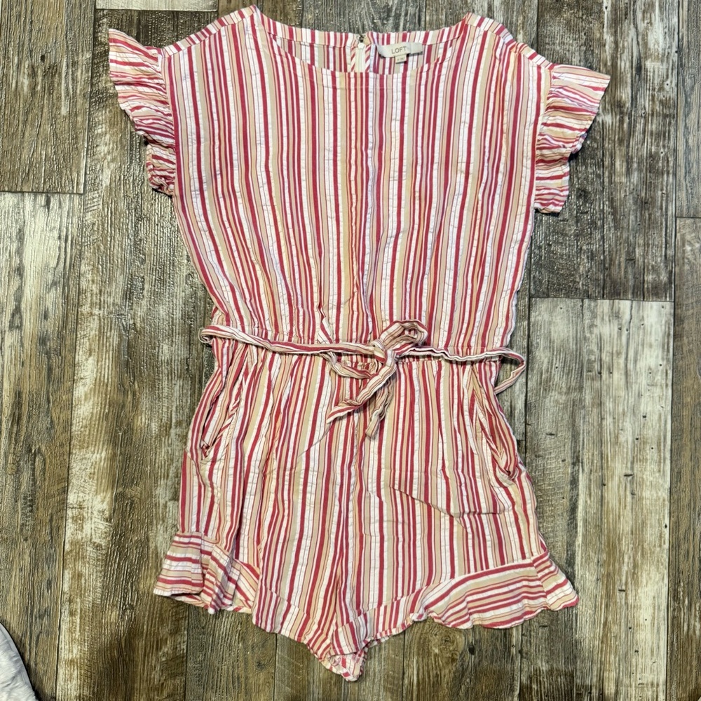 LOFT Pink and White Striped Romper - Women’s Medium - 57% Cotton/43% Viscose